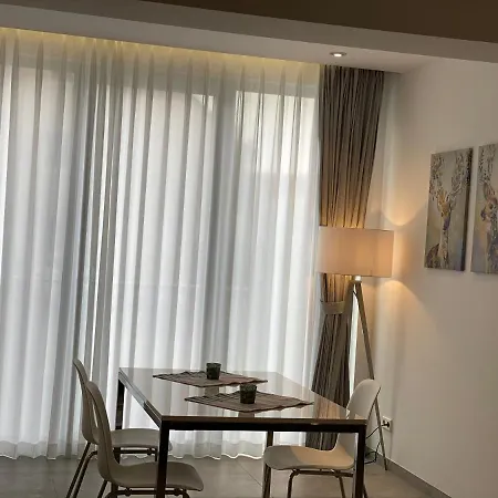 Apartment Spanien Flair Mitten In 3